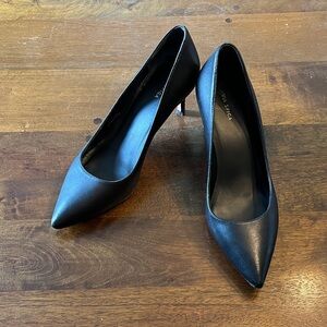 Via Spiga Classic Pointed Toe Pumps